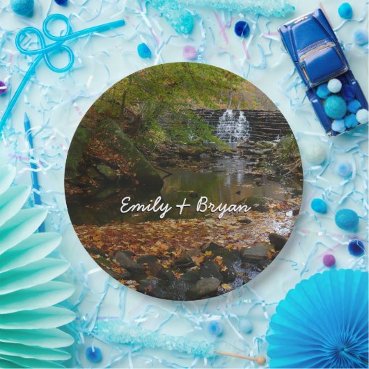 Assiettes En Carton Cascade automnale et Creek Pennsylvania Nature (Fête)