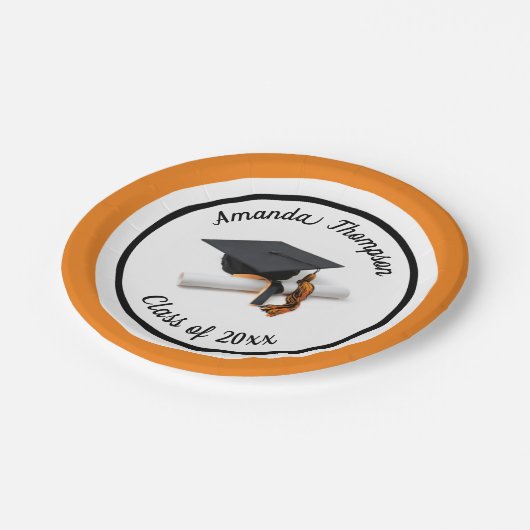 Assiettes En Carton Casquette de graduation orange noire et Tassel | P (Angle)