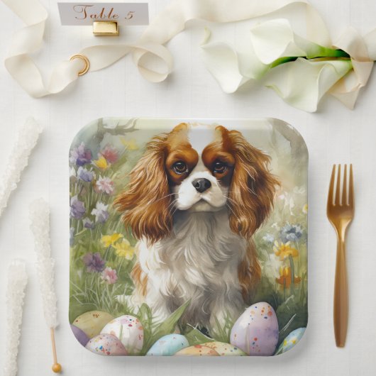 Assiettes En Carton Cavalier King Charles Spaniel avec Oeufs de Pâques (Mariage)