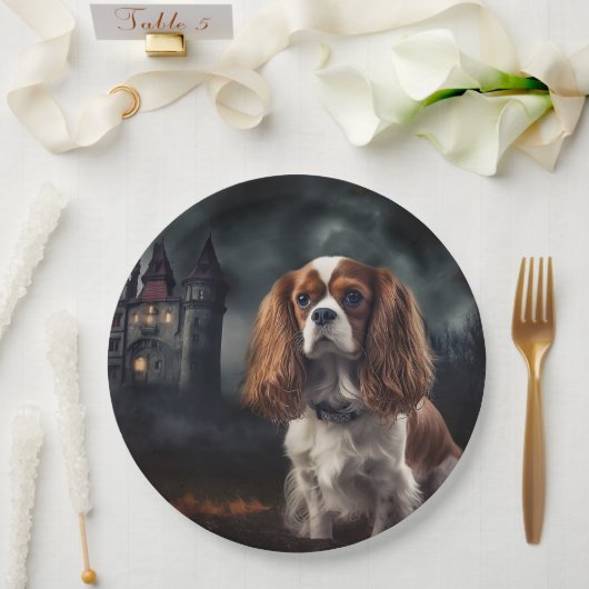 Assiettes En Carton Cavalier King Charles Spaniel Halloween effrayant (Mariage)