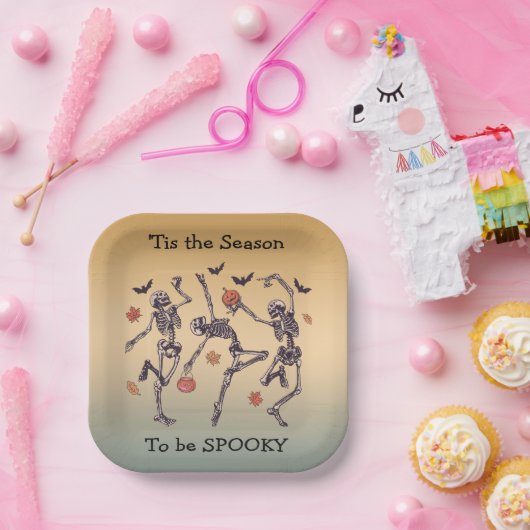 Assiettes En Carton Cette saison pour être Éffrayante - Skeletons Dans (Fête)