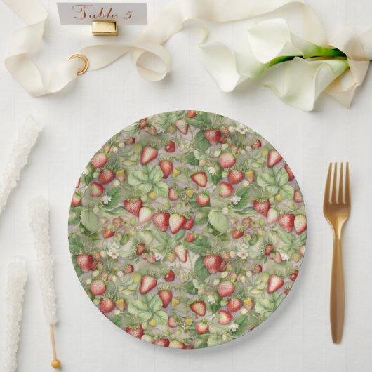 Assiettes En Carton champ de fraises rouges mûres (Mariage)