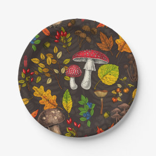 Assiettes En Carton Champignons d'automne, feuilles, noix et baies sur