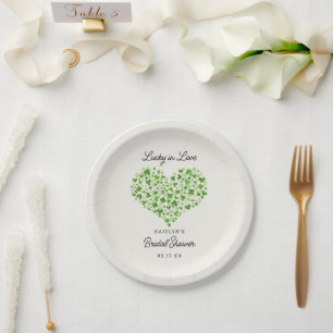Assiettes En Carton Chanceux en amour Bridal Shower Saint-Patrick