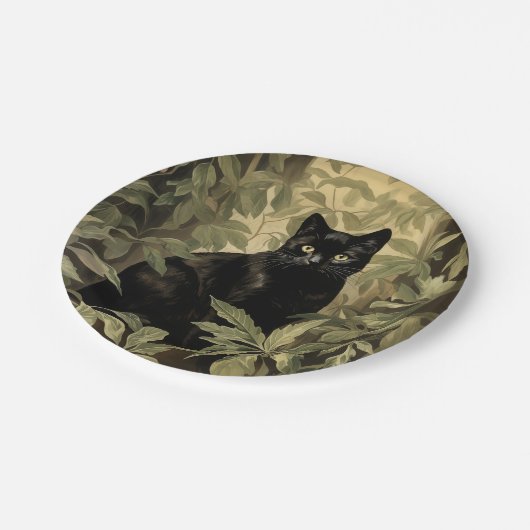 Assiettes En Carton Chat noir dans la forêt luxuriante (Angle)