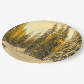 Assiettes En Carton Chemin d'hiver neigeux avec pins (Angle)