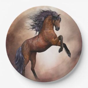 Assiettes En Carton Cheval brun friésien s'élevant avec des nuages b