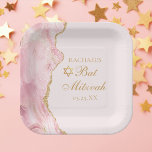 Assiettes En Carton Chic Rose Gold Agate Bat mitzvah Party Personnalis<br><div class="desc">Une agate rose et or chic orne le côté de cette belle assiette de fête Bat mitzvah. Le nom de votre fille est écrit dans une belle écriture formelle sous l'Étoile de David. Décor féminin parfait pour une famille juive chic et élégante célébrant une fille appelée à la Torah.</div>