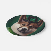 Assiettes En Carton Chien akita en tenue de la Saint Patrick's Day (Angle)