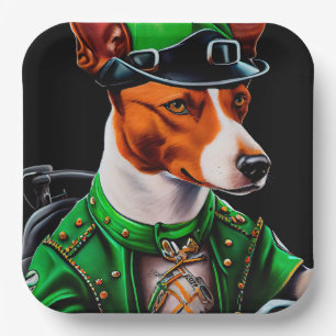 Assiettes En Carton Chien Basenji conduisant un vélo la Saint-Patrick