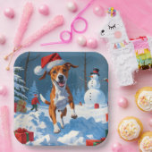 Assiettes En Carton Chien Basenji jouant sur la scène hivernale de nei (Fête)