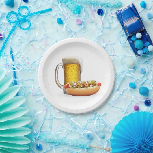 Assiettes En Carton Chien chaud et bière sur blanc (Fête)
