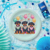 Assiettes En Carton Chiens Rottweiler À Un Carnaval (Fête)