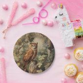 Assiettes En Carton Chouette majestueuse dans une forêt (Fête)