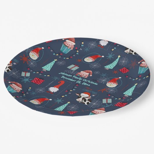 Assiettes En Carton Christmas Fun Custom Name and Date (Angle)