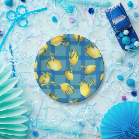 Assiettes En Carton Citrons sur le plaid bleu (Fête)