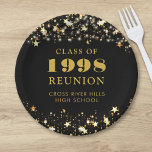 Assiettes En Carton Classe Reunion Black Gold Stars Personnalisé<br><div class="desc">Célébrez avec vos camarades de classe à votre réunion de classe de l'école ou du collège avec ces plaques de papier couleur personnalisées et personnalisées pour n'importe quel cours de fin d'études (l'année est modifiable) avec votre année de classe et le nom de l'école. Le design comporte des étoiles dorées...</div>