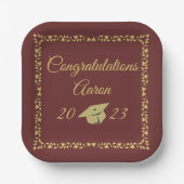 Assiettes En Carton Classy Design Gold sur Maroon Graduation Party (Recto)