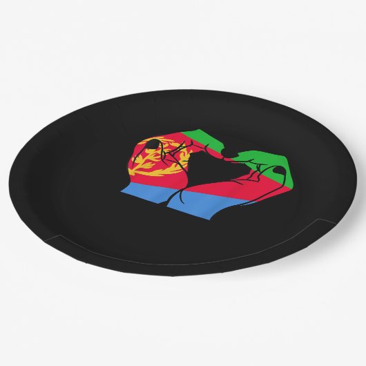 Assiettes En Carton Coeur des mains avec drapeau érythréen (Angle)
