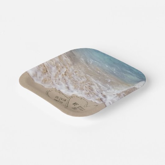 Assiettes En Carton Coeurs de plage mariages avec noms (Angulaire)