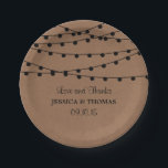 Assiettes En Carton Collection de Mariages Rustic Kraft<br><div class="desc">Simple mais élégant, les lampes à cordes de la collection rustique Kraft mariage est un design époustouflant avec de belles lumières à cordes blanches suspendues sur un arrière - plan à effet Kraft, qui est parfait pour toute célébration mariage rustique. Ces plaques en papier peuvent être personnalisées pour votre occasion...</div>