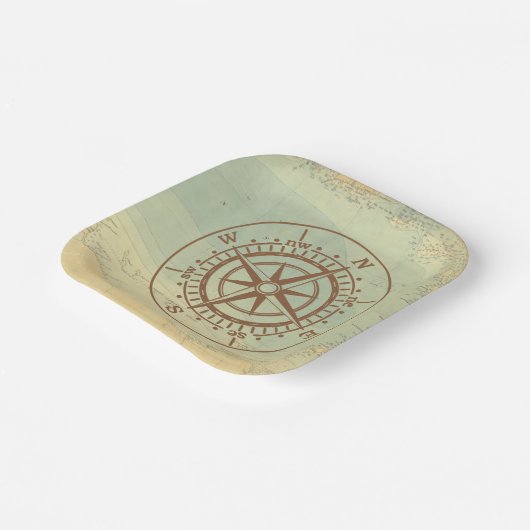 Assiettes En Carton Compass sur l'ancienne carte (Angulaire)