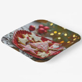 Assiettes En Carton Cookies de Noël sur une plaque rouge (Angulaire)