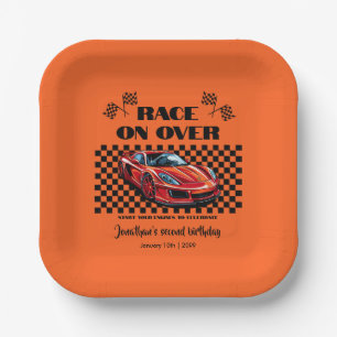 Assiettes En Carton Course sur le Red Sports moderne voiture n'importe