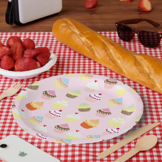 ASSIETTES EN CARTON CUPCAKES MOTIF ROSE (Pique-nique)