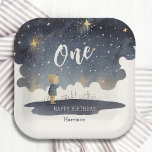 Assiettes En Carton Cute Celestial Anniversaire Étoiles Aquarelle Garç<br><div class="desc">Cute Celestial Birthday Stars Watercolor Boy Paper Party Plates présente une jolie aquarelle d'un petit garçon regardant vers les étoiles. Idéal pour bébé garçon,  les enfants fêtes de premier anniversaire et les baby showers. Conçu par Evco Studio. Pour la coordination des éléments,  voir www.zazzle.com/store/evcostudio</div>