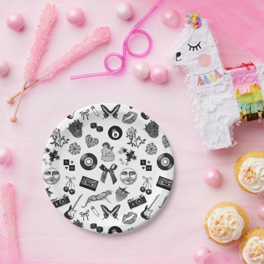 Assiettes En Carton Cute Girl Noir Blanc Motif esthétique (Fête)