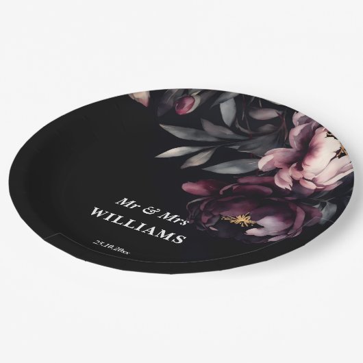 Assiettes En Carton Dark moody noir élégant modèle de pivoines bordeau (Angle)