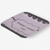 Assiettes En Carton Dentelle noire sur Lavande douce Mariage personnal (Angulaire)