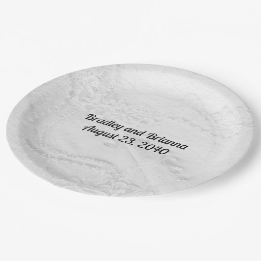 Assiettes En Carton Dentelles et perles blanches et argentées sur sati (Angle)