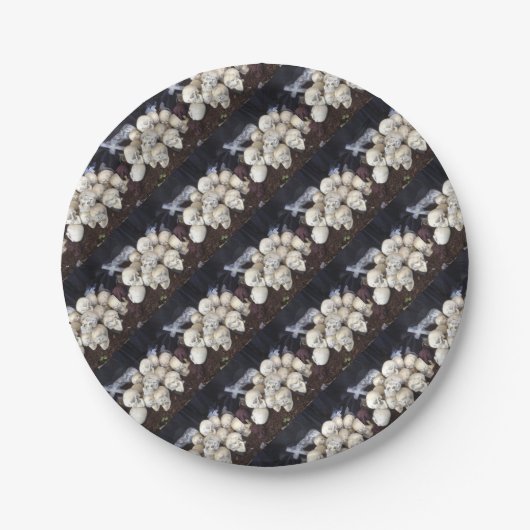 Assiettes En Carton Des crânes effrayants avec des globes oculaires éc (Devant)