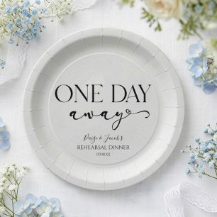 Assiettes En Carton Dîner Minimal de Répétition de Mariage à Un Jour
