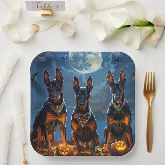 Assiettes En Carton Doberman Halloween Éffrayant (Mariage)