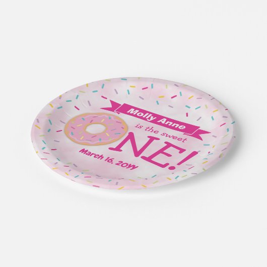 Assiettes En Carton Donut 1er Anniversaire Fille Arc-en-ciel arrosées (Angle)