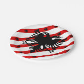 Assiettes En Carton Drapeau à rayures albanais (Angle)