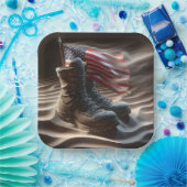 Assiettes En Carton Drapeau Américain Avec Botte De Combat (Fête)