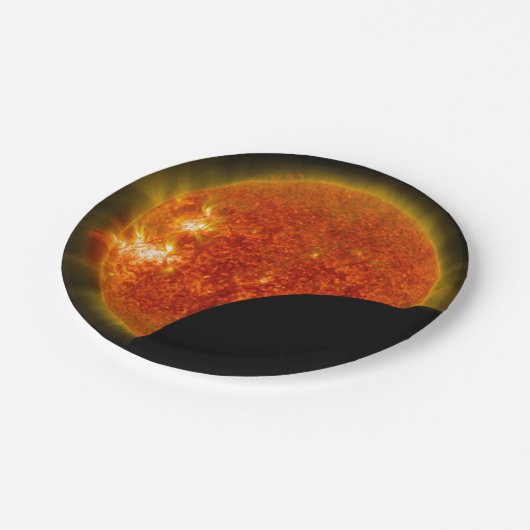 Assiettes En Carton Éclipse solaire en cours (Angle)