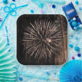 Assiettes En Carton Écran Fireworks Sur Ciel Noir (Fête)