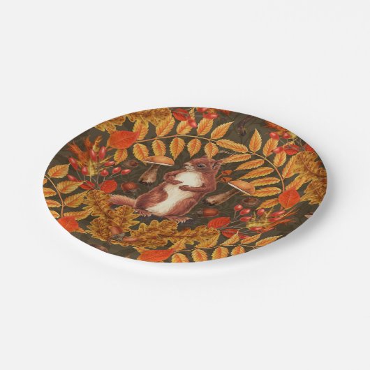 Assiettes En Carton Écureuil d'automne sur brun foncé (Angle)