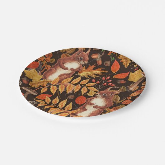 Assiettes En Carton Écureuils automnaux et flore sur brun foncé (Angle)