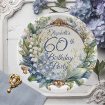 Assiettes En Carton Elégant cadre fleuri baroque 60e fête d'anniversai<br><div class="desc">Un magnifique design de fête du 60e anniversaire d'inspiration jardin, avec un cadre circulaire décoratif baroque élaboré, agrémenté d'un élégant mélange de motifs floraux. Le cadre bleu ciel est gracieusement drapé dans la délicate Lily de la Vallée et les fleurs d'Hawthorn, créant une atmosphère romantique et intemporelle. Les détails complexes...</div>