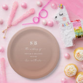 Assiettes En Carton Élégant Ombre Clay et Mariage monogramme rose (Fête)