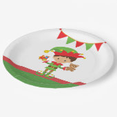 Assiettes En Carton Elfe avec cadeaux et Arrière - plan blanc (Angle)