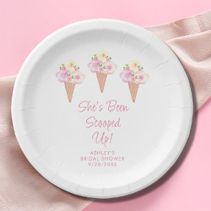 Assiettes En Carton Elle a été prise en Fête des mariées