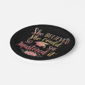 Assiettes En Carton Elle Croyait Qu'Elle Pouvait Le Masquer (Angle)