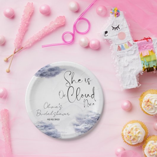 Assiettes En Carton Elle est sur le nuage neuf (Fête)